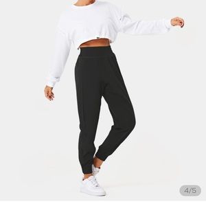 Halara Women’s Joggers size M